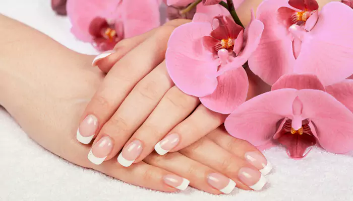 History of pretty nails, the story of French Tips!